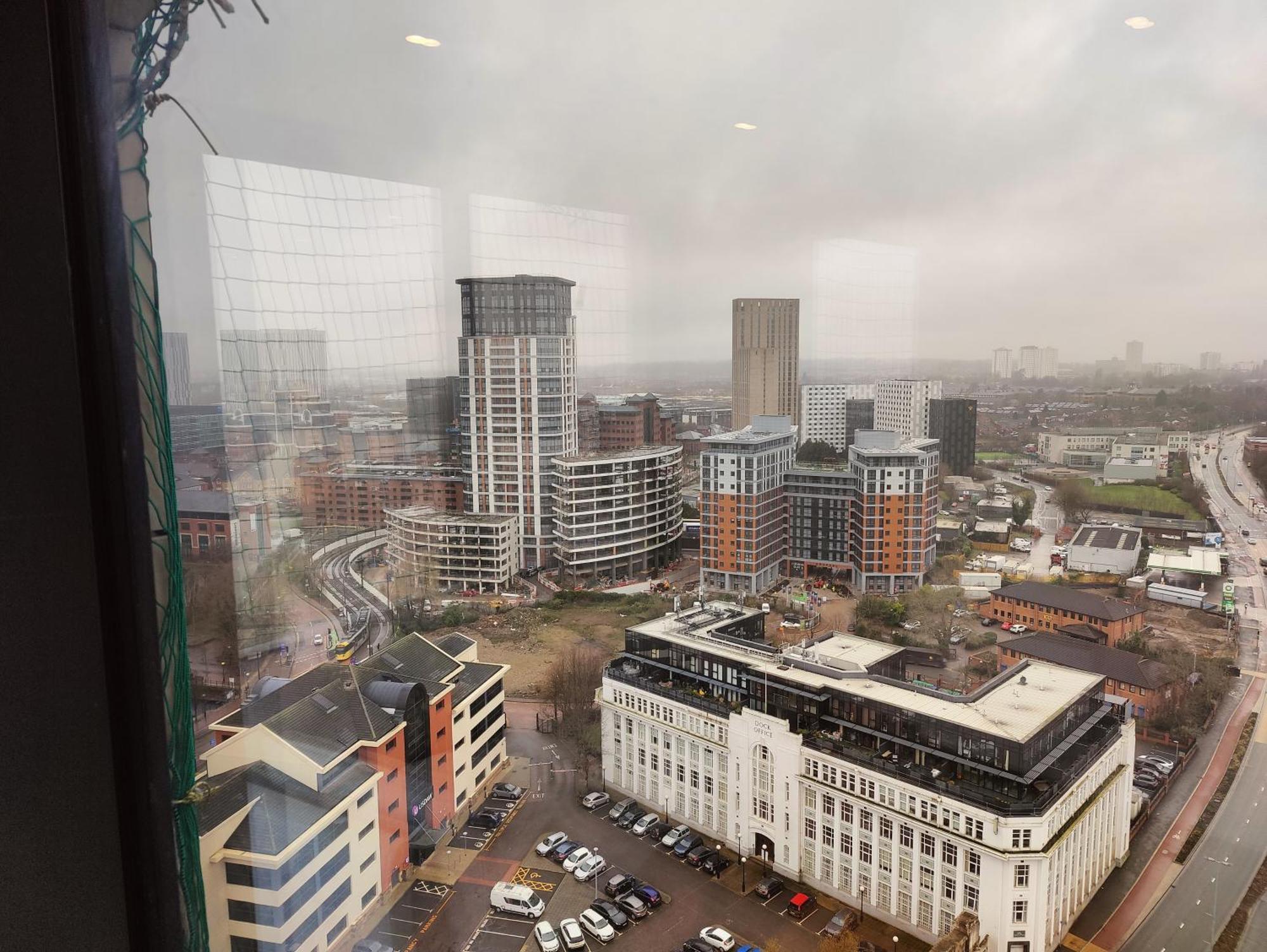 Quayside Penthouse 2 Bedroom Ensuite Near Media City & Manchester United Exterior photo